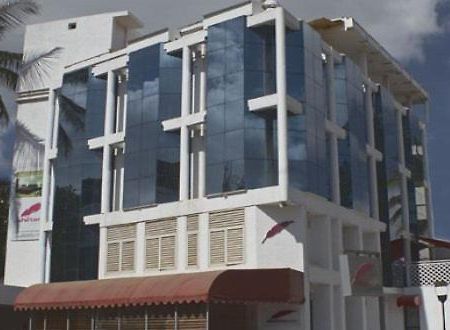 Shilton Suites Bangalore Extérieur photo